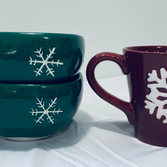 3 Pcs: (2) Holiday Time Santa Bowls + St Nicholas Square Snowflake Mug - Picture 3 of 9